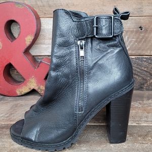 KDB Kelsi Dagger Sexy Full Zip Black Leather Shoes